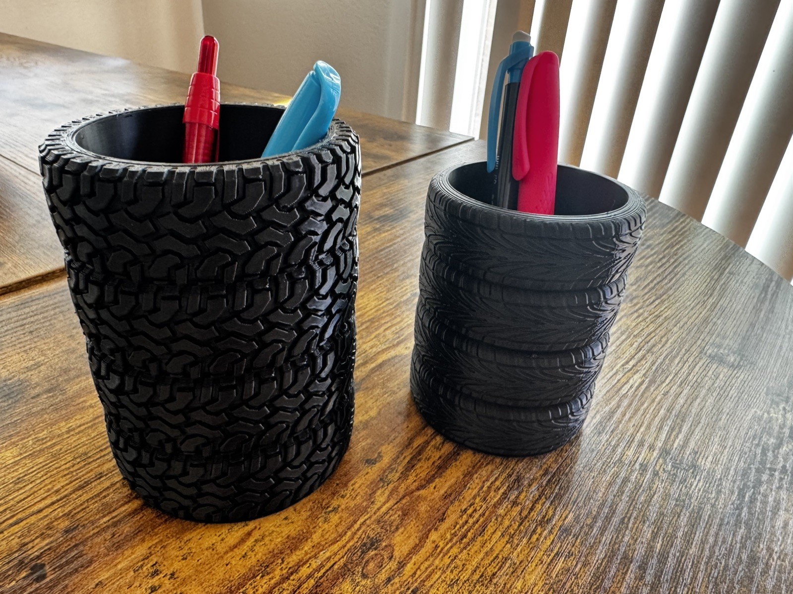 Desk Organizer Pen Pencil Tire Shaped Holder Case Office Stationery OFFROAD A/T