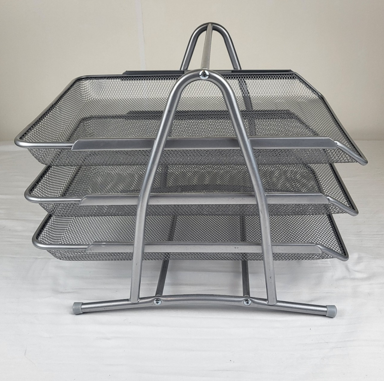3-Tier Metal Mesh Filling Letter Tray Document Holding Metal Stacking Support