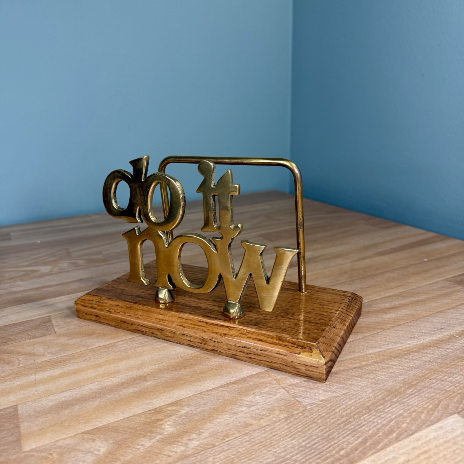 NEW 80s Retro Brass Wood Desk File Letter Holder Stand Office DO IT NOW w/ Box