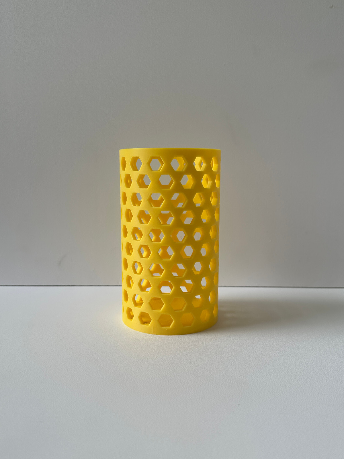 Yellow Desk Organizer – 3D-Printed Pencil & Pen Holder – Custom Design