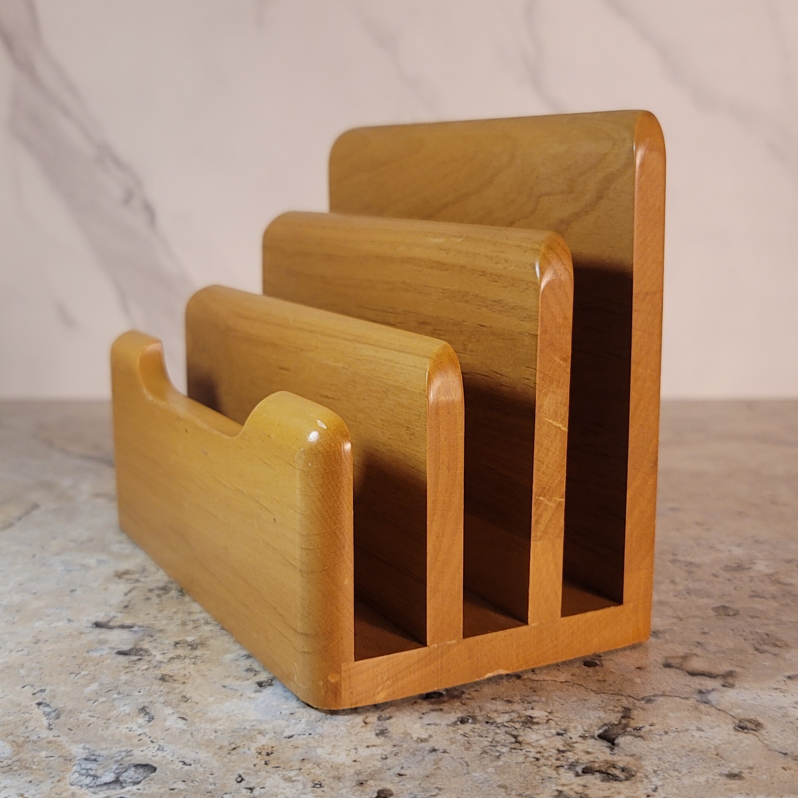 VINTAGE WOODEN MCM 3 SLOT DESKTOP MAIL ORGANIZER WITH FELT BOTTOM