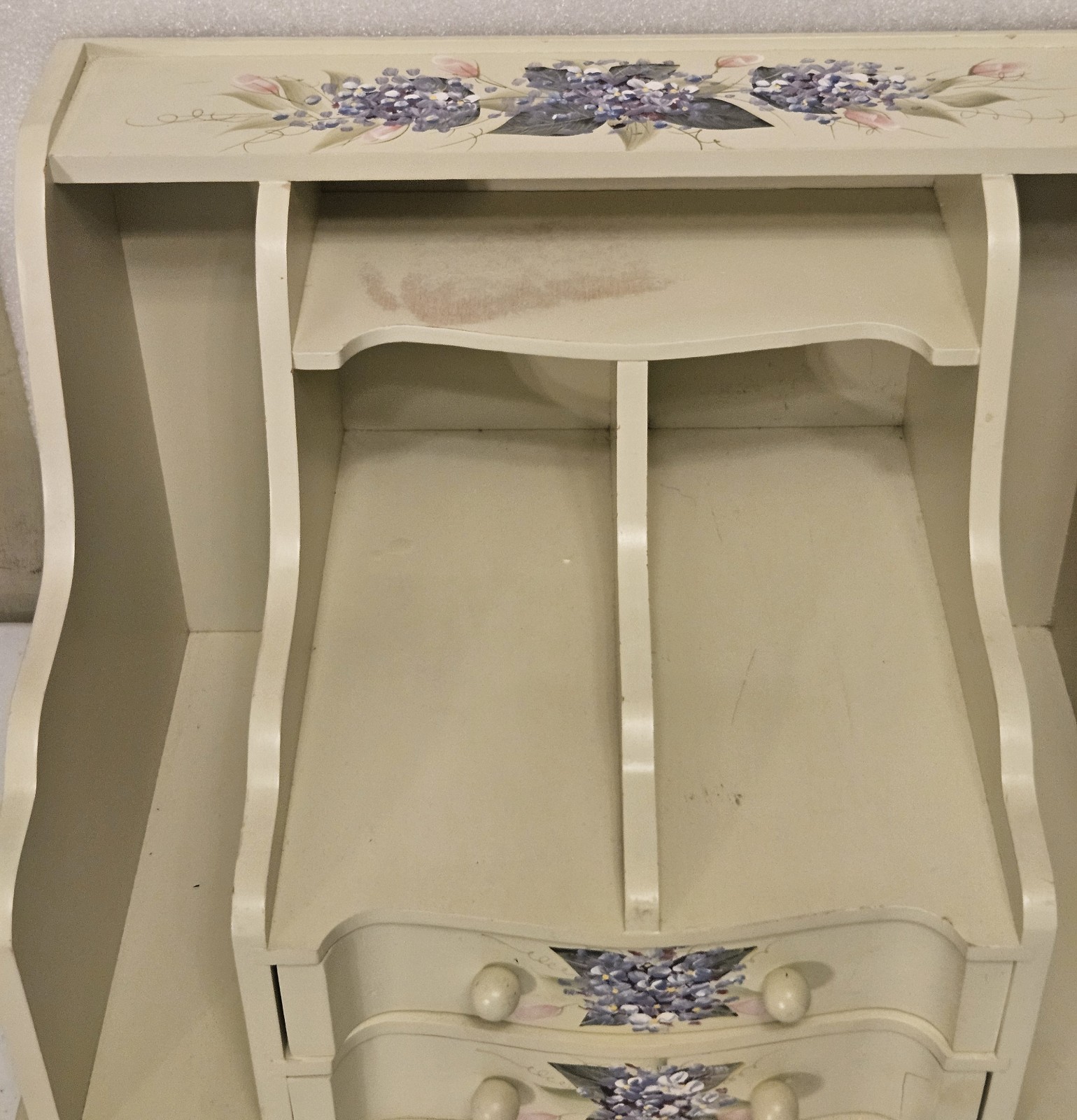 WOODEN TABLE DESKTOP ORGANIZER 2 DRAWER HAND PAINTED FLORAL ACCENTS 14X11X9.5