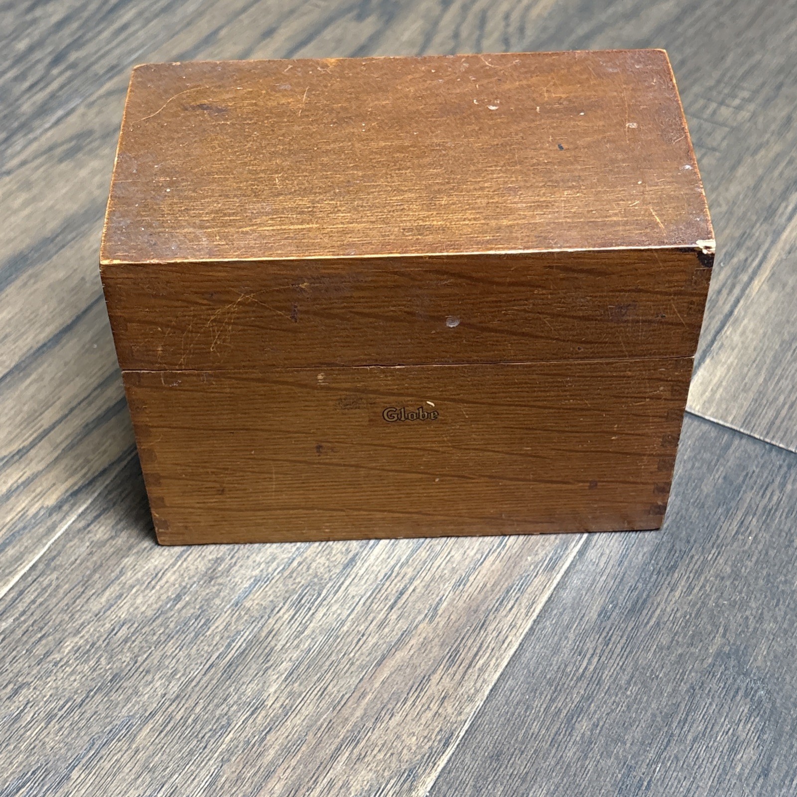 Vintage Globe Wernicke Oak Wood File Recipe Index Box #83-C Dovetailed Corners