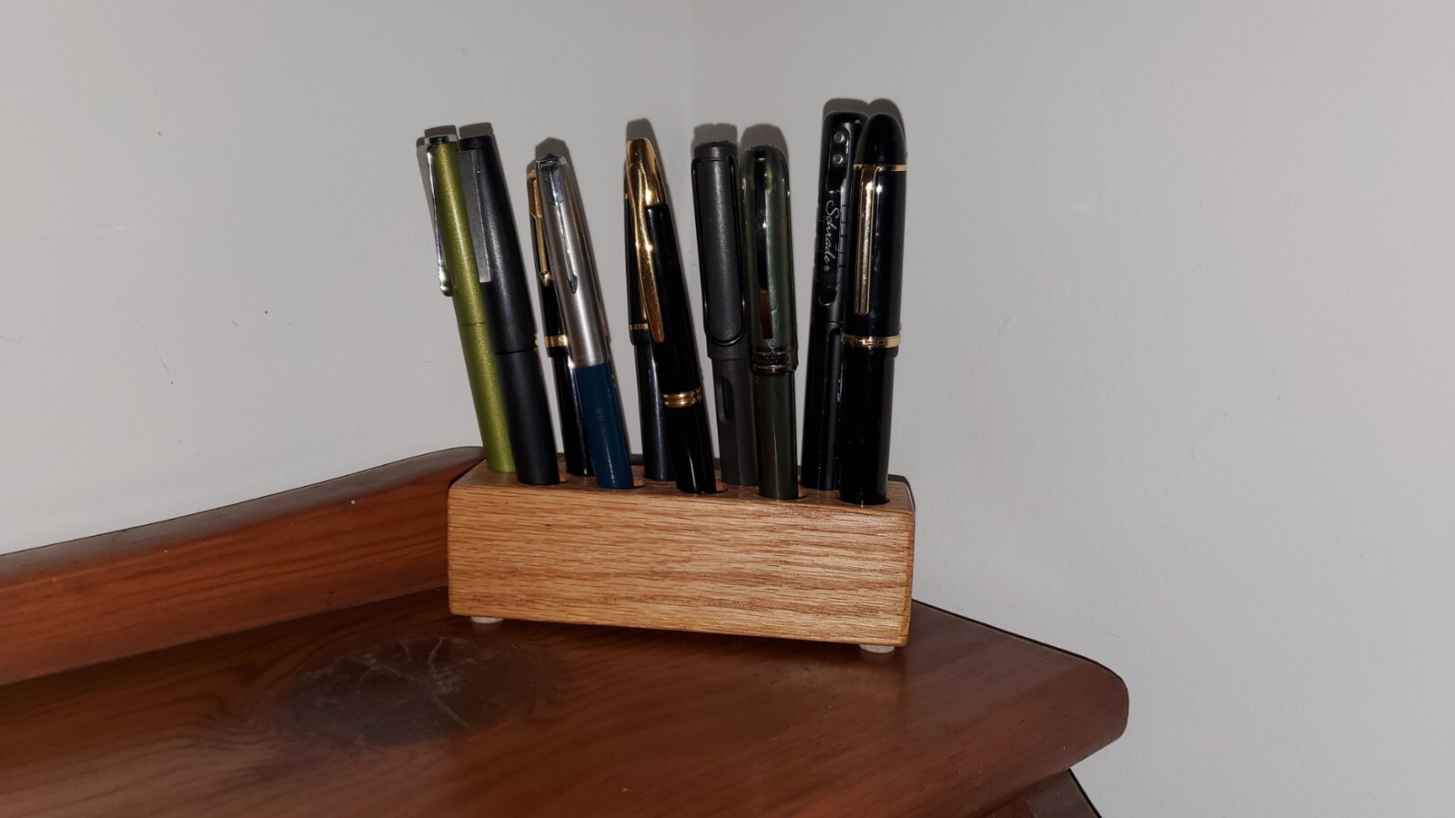 Wood 10 Pen Holder, Natural Color