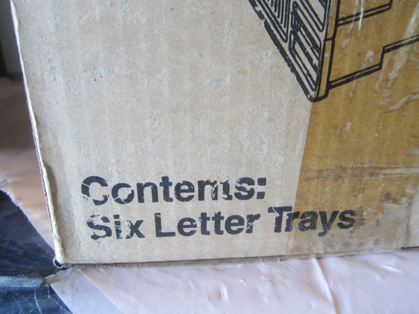 Vintage ELDON Plastic Trays 6 Pack Brand New in Box ( hard to find like that)