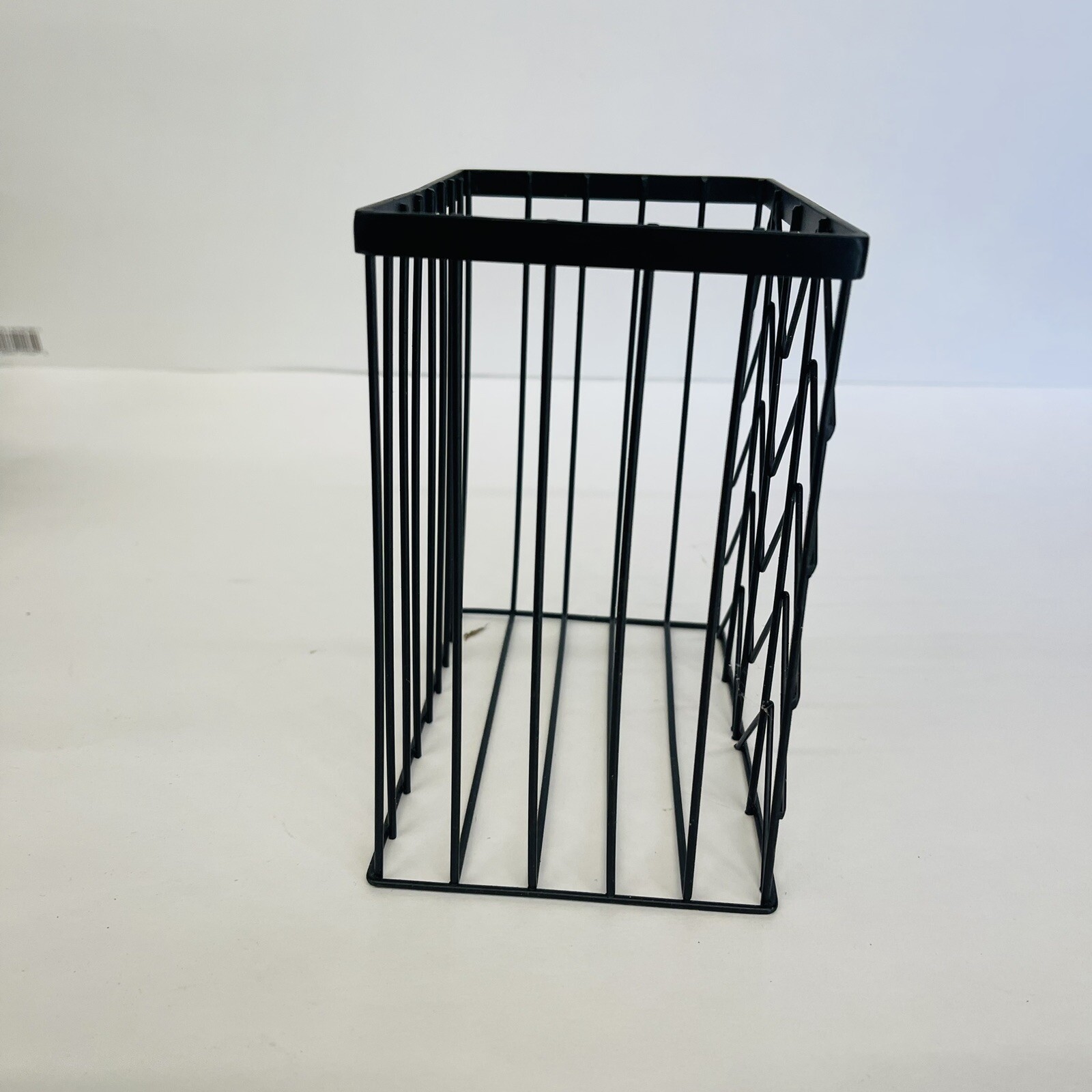 6×5.5×3.5” Multipurpose Black Metal Organizer For Desk Office Hobby Living Room