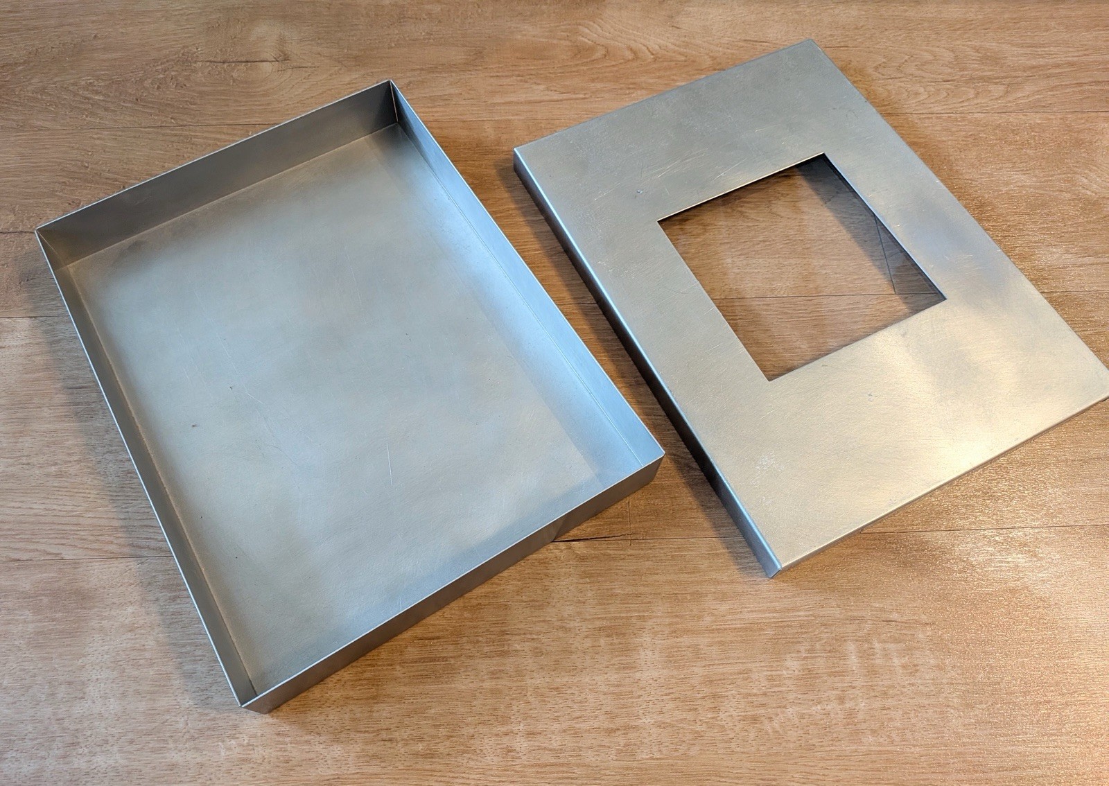 Pina Zangaro – Aluminum Metal Presentation Box Organizer w/ Window – Vintage