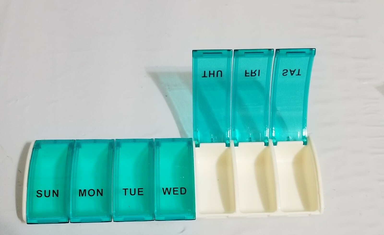 7 Day Weekly Pill Organizer Blue Clear New in Box