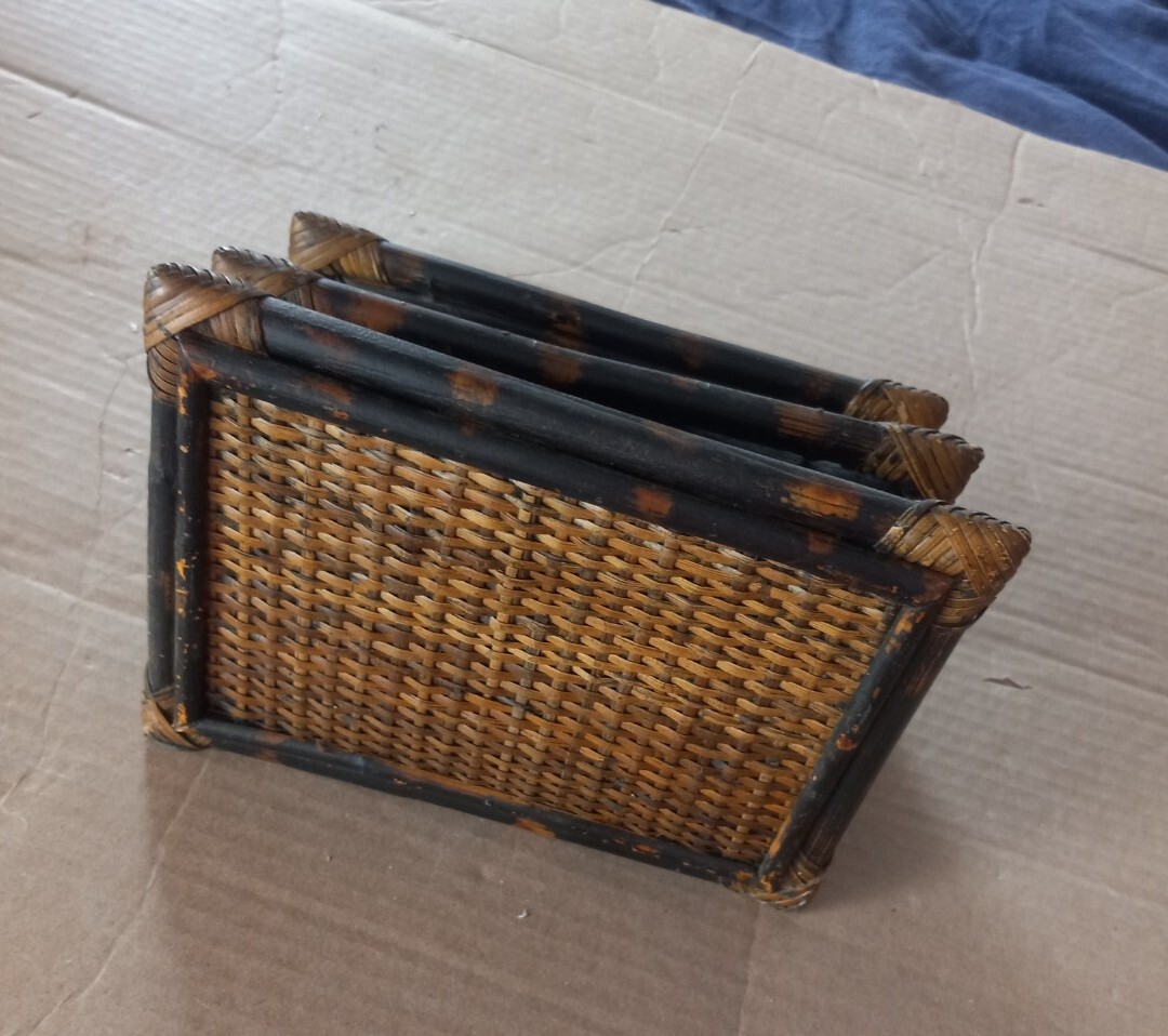 Pier 1 Woven Rattan Boho Desk Organizer/Letter Holder By Brighton Made In China