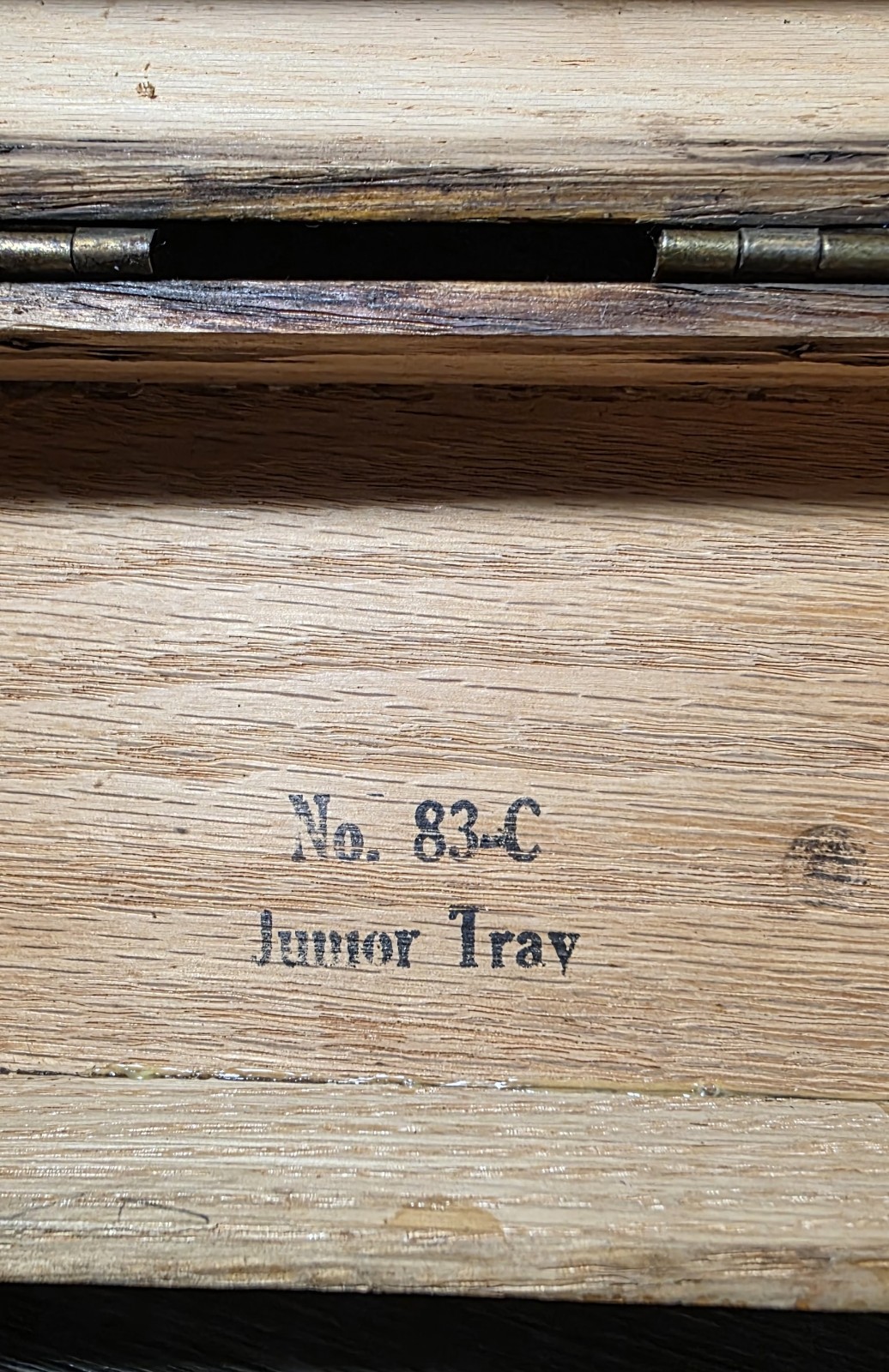 Vintage Globe Wernicke Oak Wood File Recipe Box No 83-C Dovetailed Corners