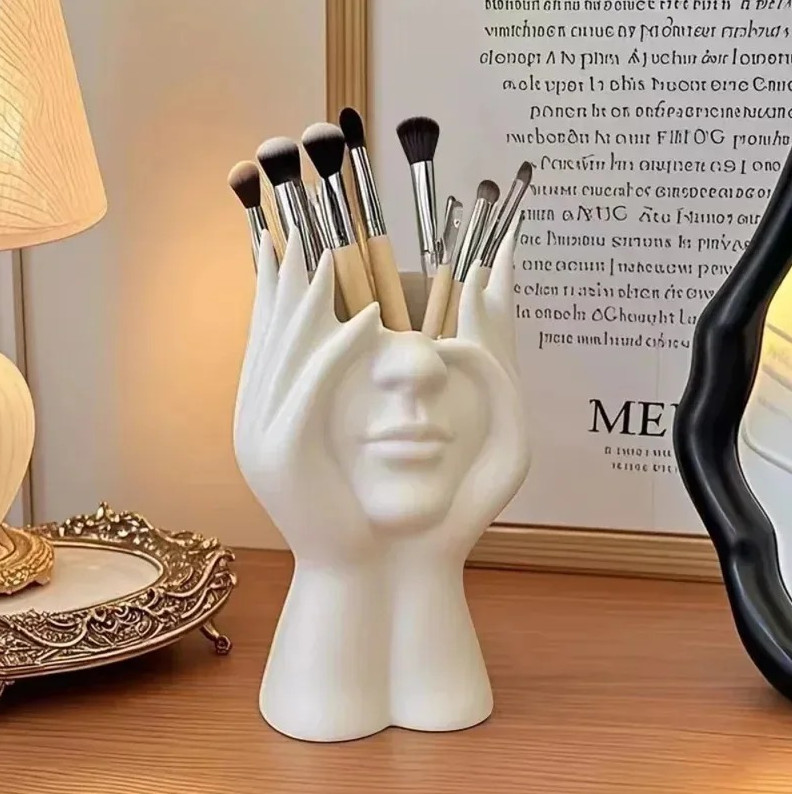1 pc Creative Body Shape Pen Holder Desk Organizer Makeup Brush Stand