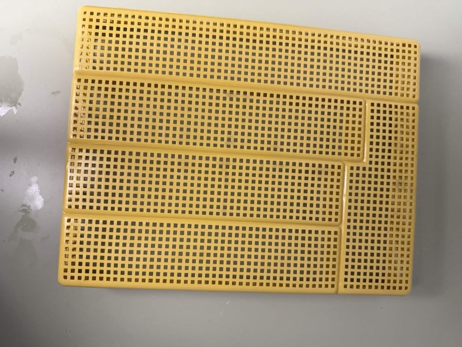 Vtg. Mustard Yellow Plastic Silverware Utensil Tray 4 Slot Retro kitchen Storage