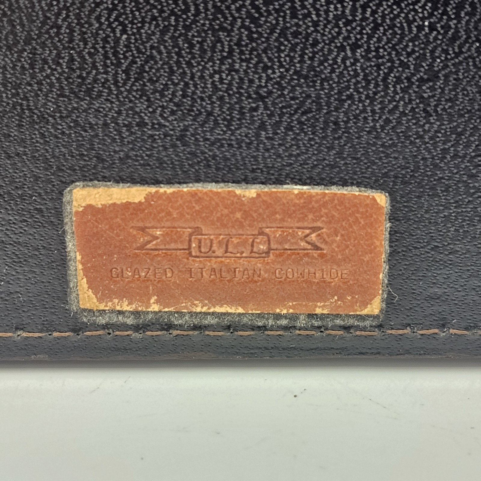 Vtg Executive Desk Cadillac Logo Gold Accent Leather Pad Blotter Mat 30″x20″ #1
