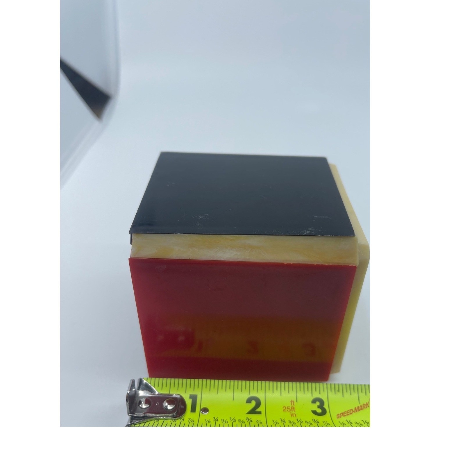 Retro Hexagonal Desk Organizer Red Black Pencil Pen Holder removable sections