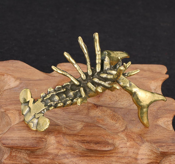 Weightlifting lobster Desk Pen Stand,Funny lobster Pen Holder,Desk Rack Storage