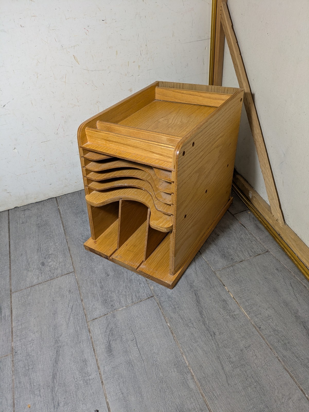 Vintage Rustic Oak Wood Desktop File Organizer Paper Mail Letter Sorter Tray M34