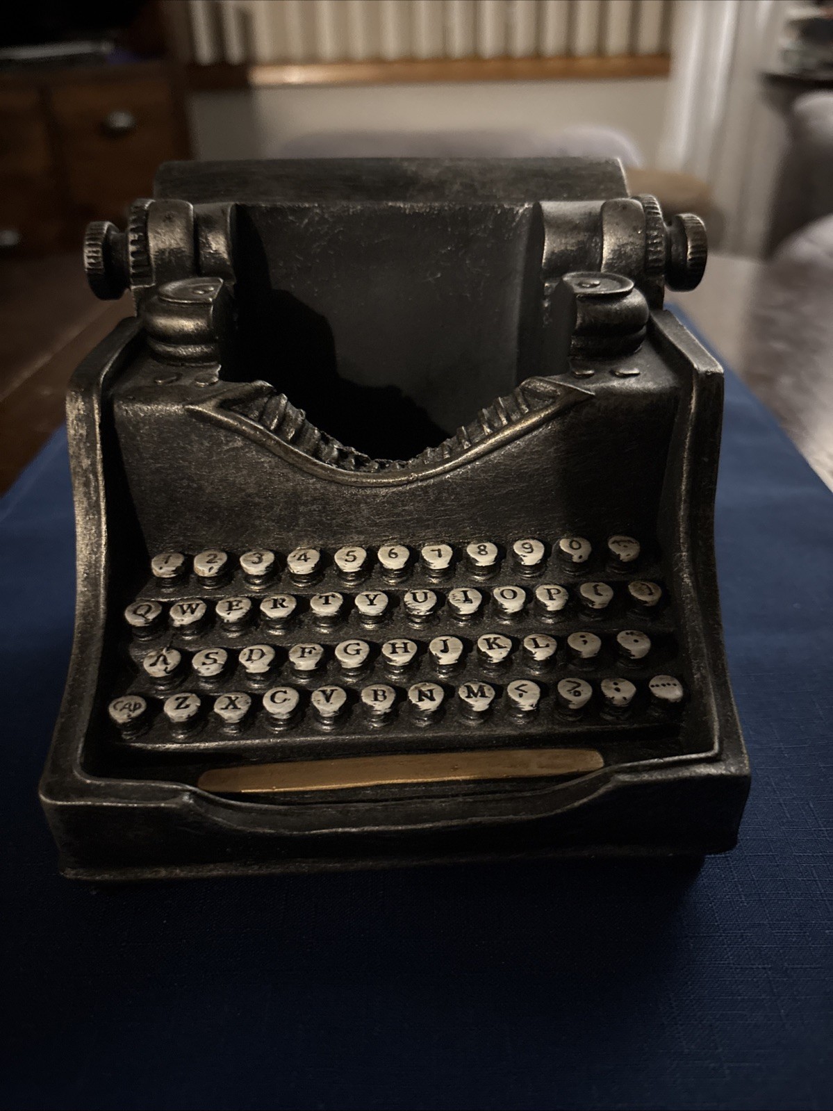 Retro/Shabby Chic/Vintage Typewriter Pencil Holder for Desk/Desk Organizer fo…