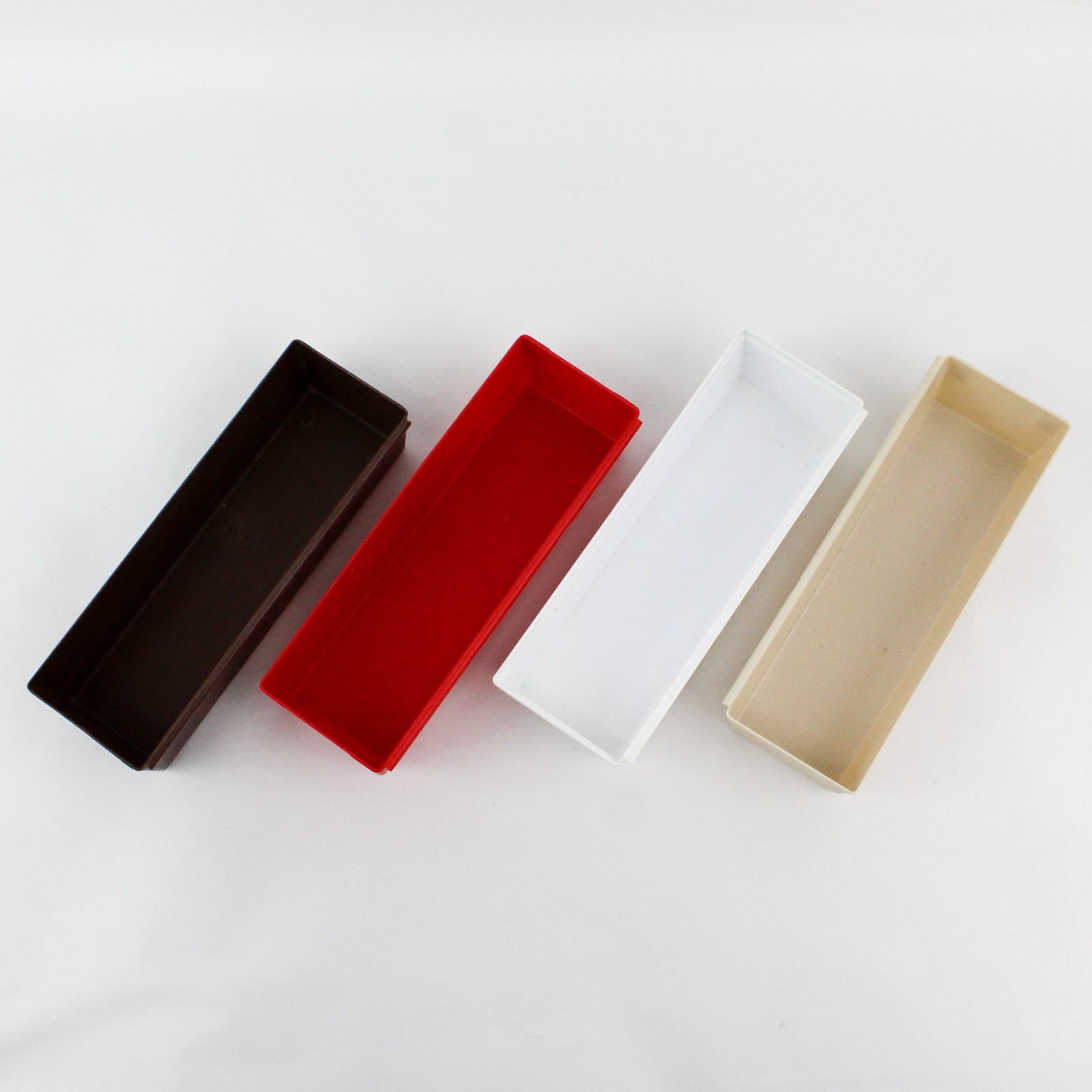 Mixed Lot of 8 Medium Plastic Drawer Organizers