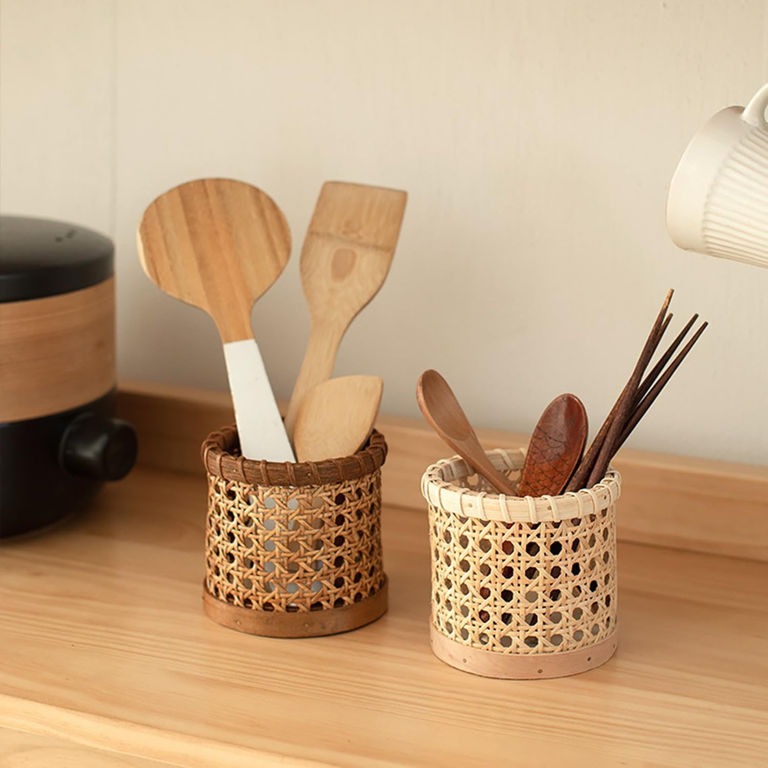 Handwoven Rattan Pen Holder – Cylindrical Desk Organizer, Natural Wicker Penc…