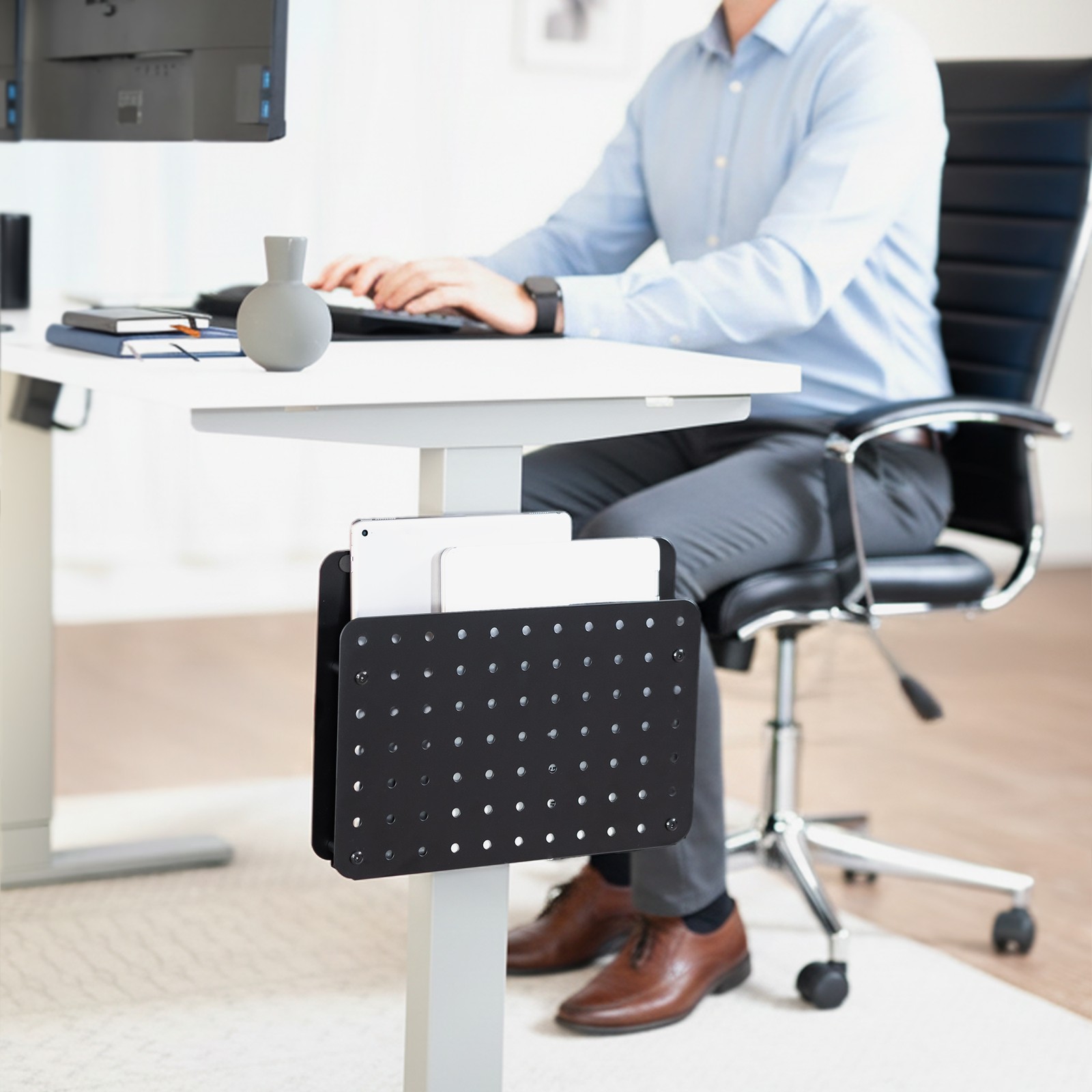 VIVO Steel Clamp-on Desk Leg Laptop Holder with Pegboard, Magnetic Tablet Sleeve