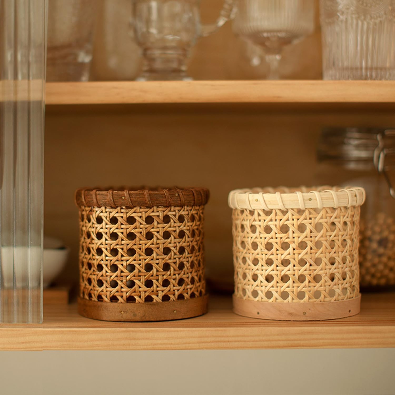Handwoven Rattan Pen Holder – Cylindrical Desk Organizer, Natural Wicker Penc…