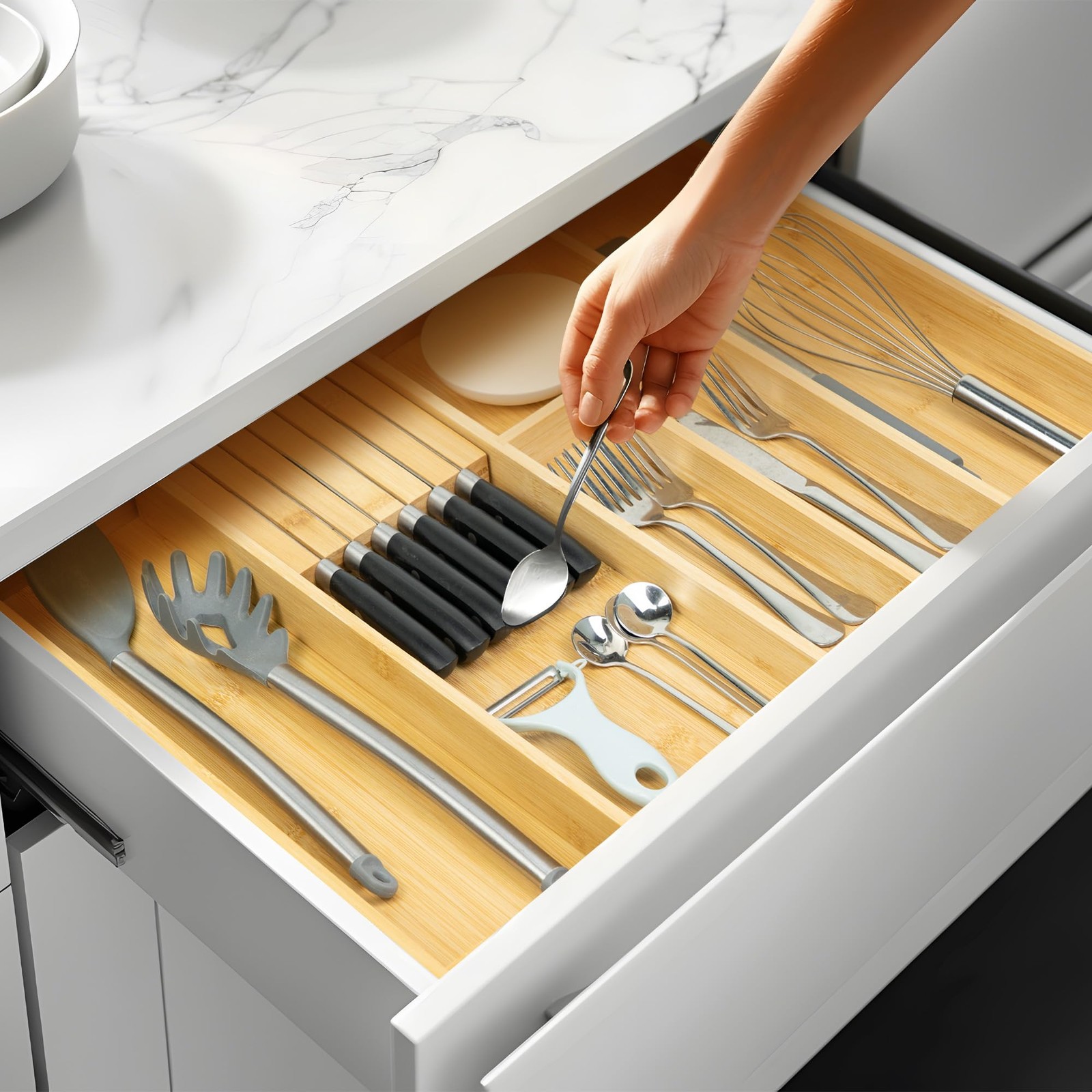 VaeFae Bamboo Silverware Drawer Organizer Kitchen, Expandable 6 Slot, Natural