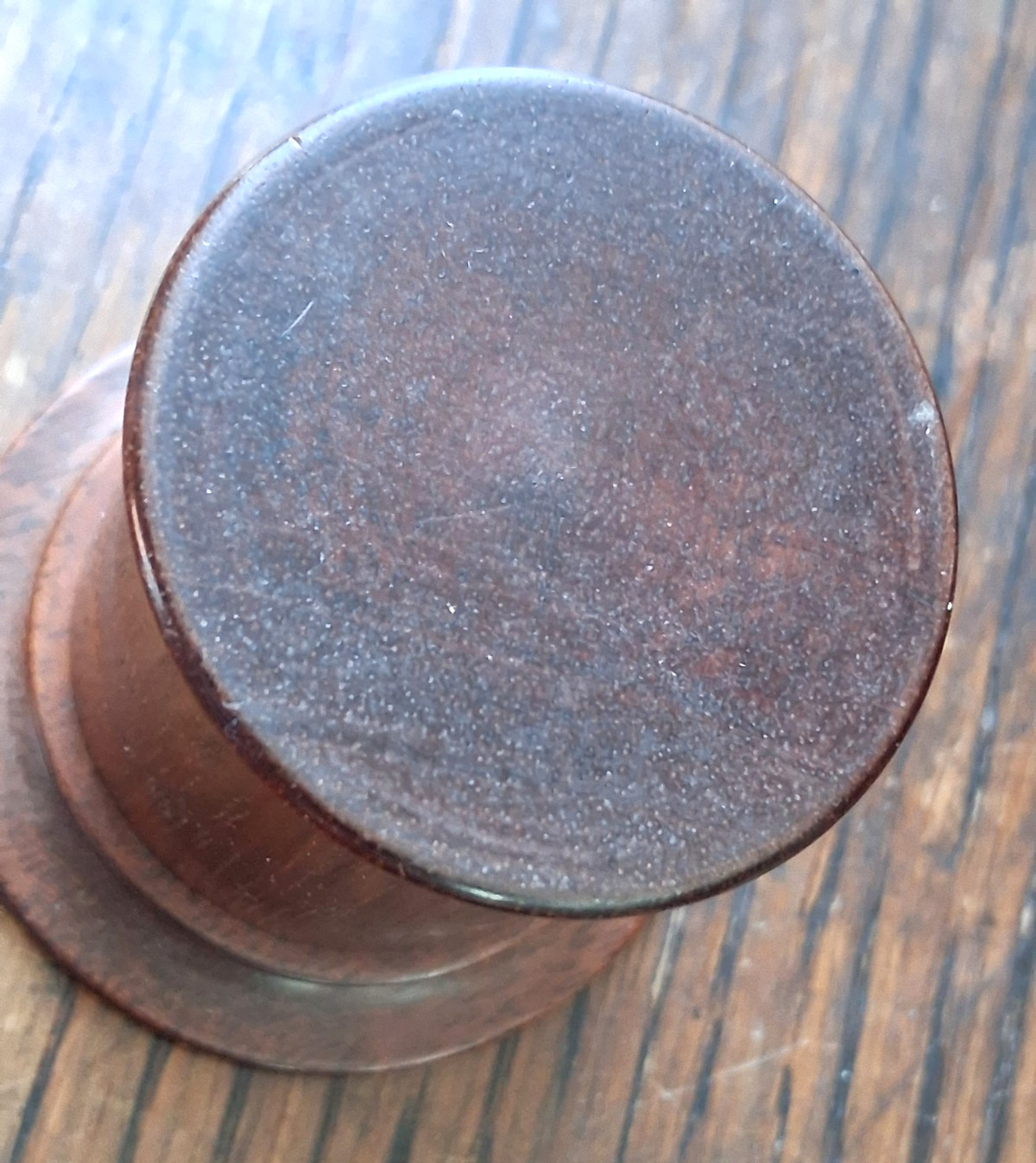 2″ Vintage Wood & Brass Stamp Roll Dispenser Holder Ocean Seashell Design