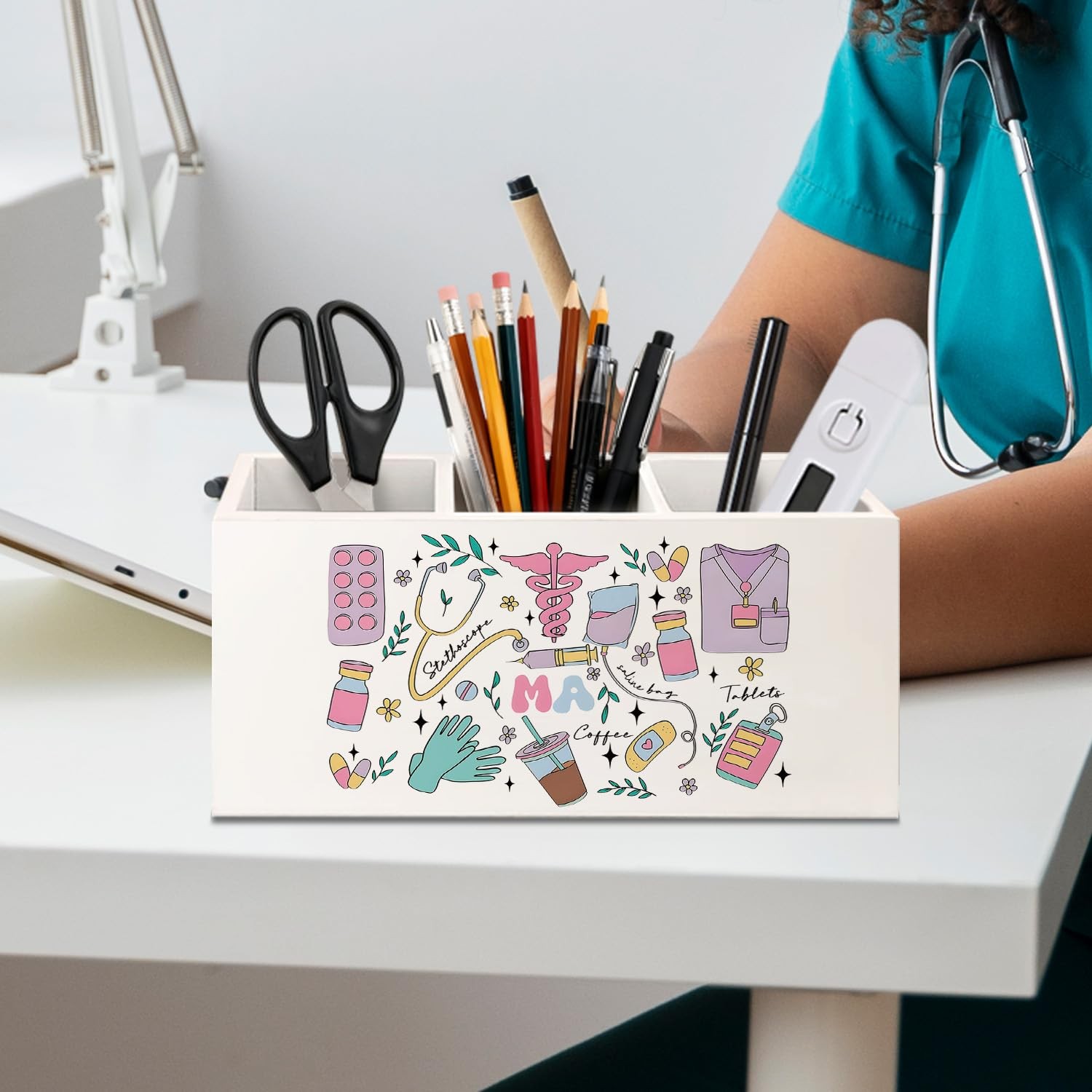KBRCT Medical Assistant Gifts Pen Holder for Desk, MA – 1