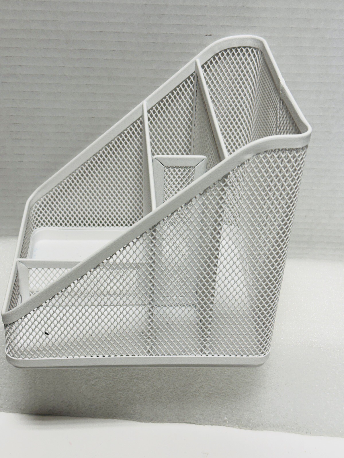 Metal Mesh Desktop Organizer Stand White Target Missing A Bumper 7x7x6