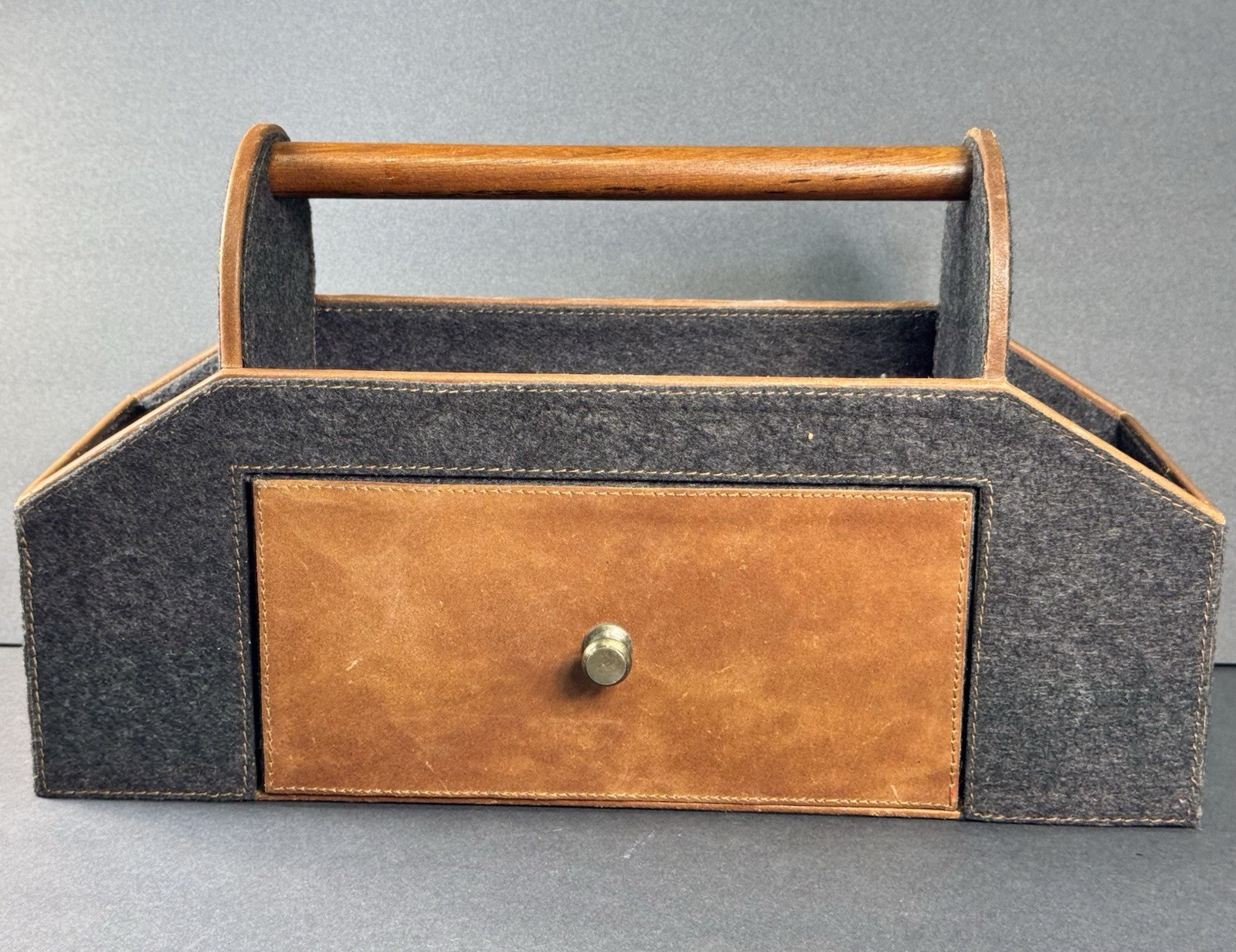 Drexel Heritage Felt & Faux Leather Desk Top Caddy Organizer