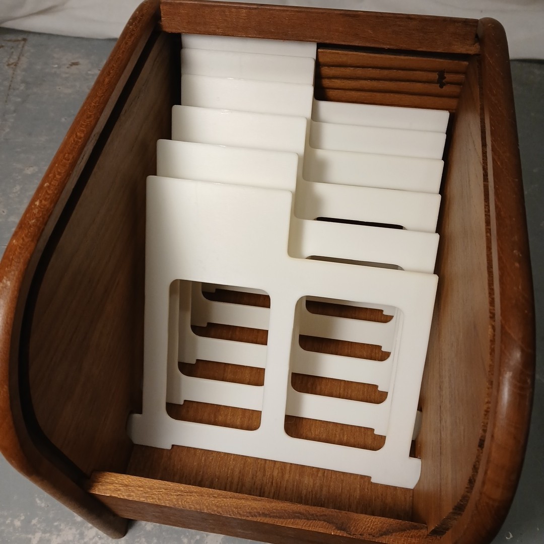 VTG AAA El Toro California Teak Roll-Top Floppy Disc CD Storage 9.5L 6.5W 7.5T