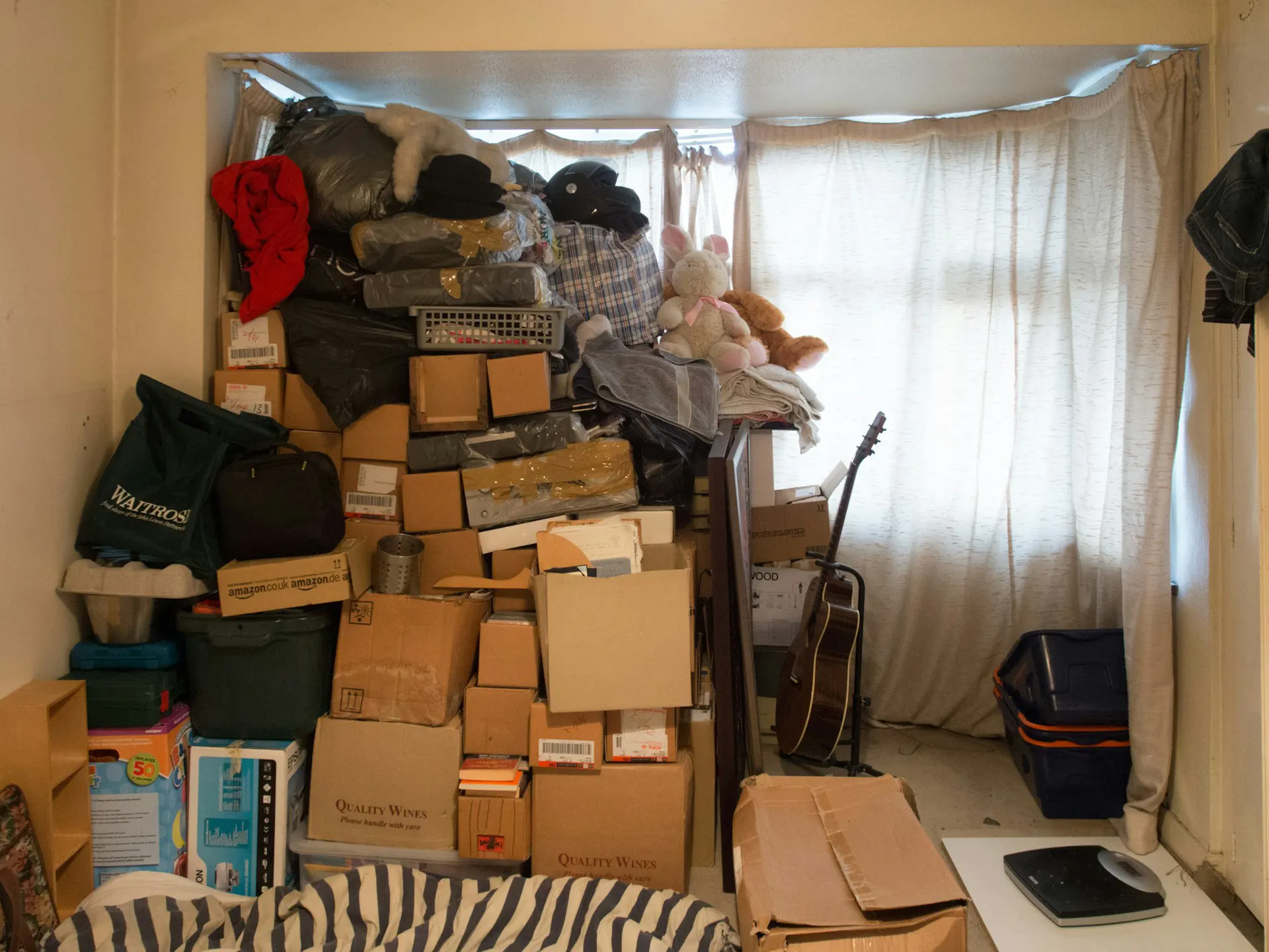 Safehouse blog signs you need storage unit